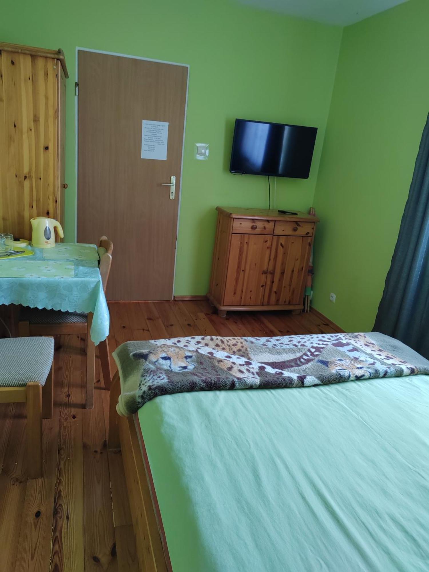 Pokoje Goscinne U Basi Mielno  Exterior foto